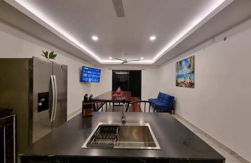 Rio Seco House | Amazing views 3-bedroom Treehouse house in fantastic Pinilla Highlands