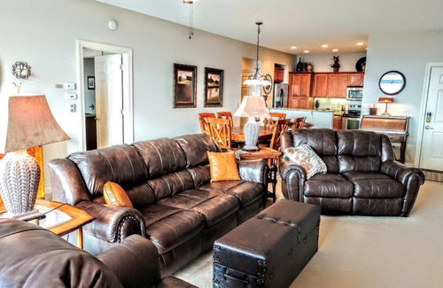 Sugar Mountain Villa | Amazing Views! Sky High Beautiful Mountain Retreat at The Reserve.