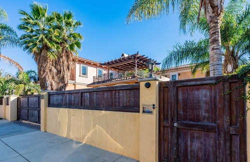 Sherman Oaks Villa | Amazing Villa In Los Angeles