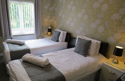 Paignton House | Ambassador Guest House