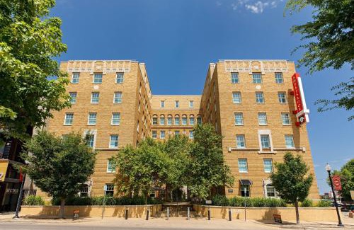 Midtown Hotel | Ambassador Hotel Oklahoma City, Autograph Collection