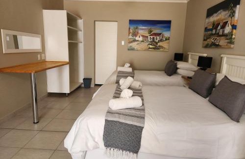 Komani Apartment | Amberdale Estate Self Catering