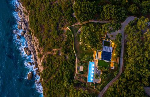 Pentati Villa | Amberton Green Villas Corfu