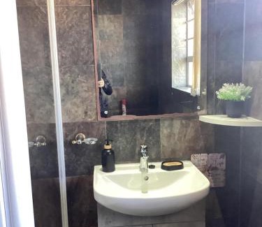 Humewood House | Ameni Air B&B