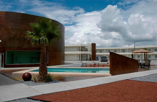 Delicias Hotel | American Inn Hotel & Suites Delicias