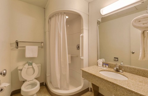 Amarillo Hotel | Americas Best Value Inn Amarillo Airport