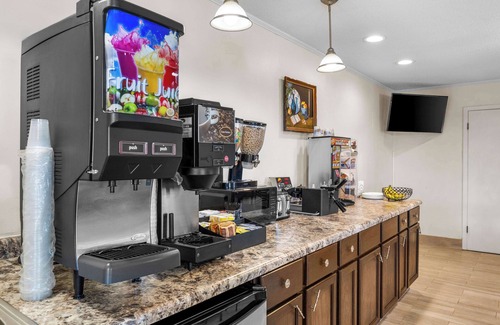 Belleville Hotel | Americas Best Value Inn Belleville