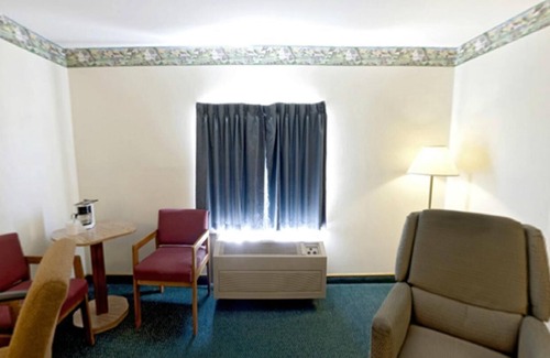 Litchfield Hotel | Americas Best Value Inn Litchfield