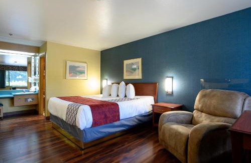 Phoenix Hotel | Americas Best Value Inn Phoenix Medford
