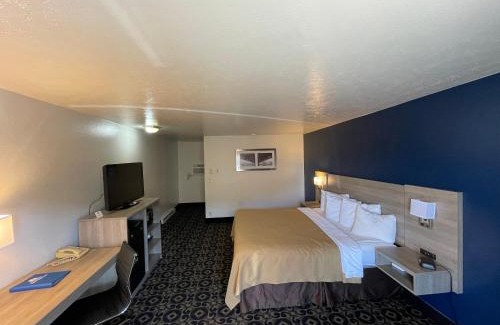 Roosevelt Hotel | Americas Best Value Inn Roosevelt/Ballard