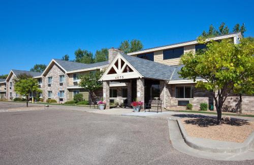 White Bear Lake Hotel | AmericInn by Wyndham White Bear Lake St. Paul