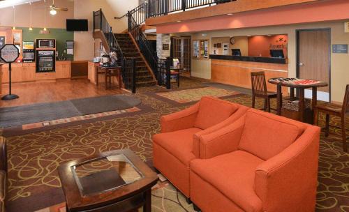 Fergus Falls Hotel | AmericInn by Wyndham Fergus Falls Conference Center