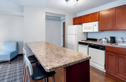 Valley City Hotel | AmericInn by Wyndham Valley City - Conference Center
