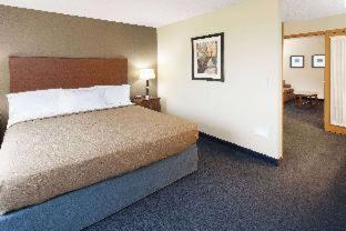 Webster City Hotel | AmericInn by Wyndham Webster City