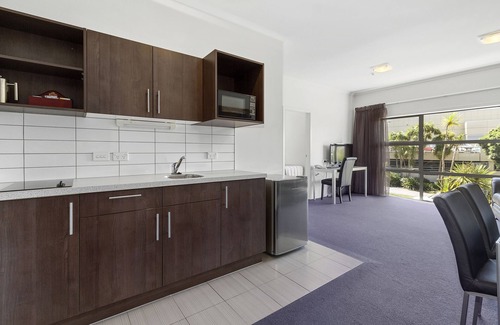 Porirua Hotel | Amethyst Court Motorlodge