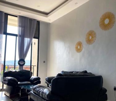 Gitarama Apartment | Amici