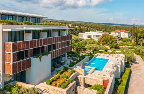 Supetar Hotel | Aminess Vival Velaris Resort