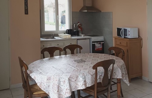 Ruffec House | Amistad Casas Viejas house close to all amenities
