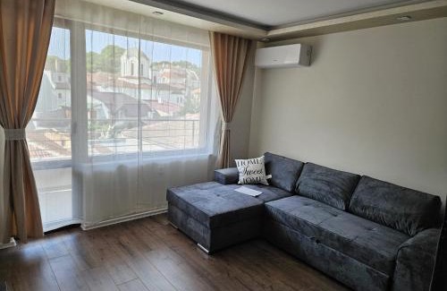 Dobrich Apartment | AMORA Apartment
