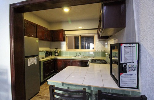 Lomas de Mazatlan Condo | Amplio 1 departamento super céntrico!