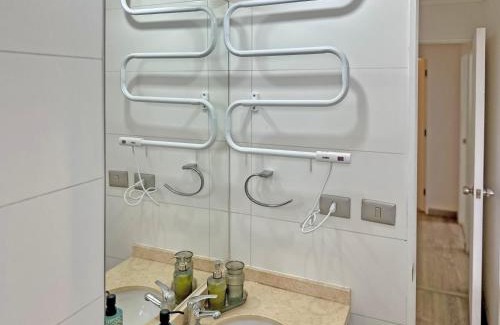 San Joaquin Apartment | Amplio Departamento 3D2B Frente al metro Carlos Valdovinos, AC, WIFI