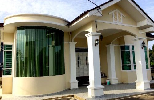 Kota Bharu Villa | AmVilla