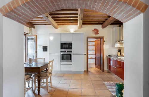 Poppi Villa | An authentic Tuscan stone house in an exellent location with amazing green views