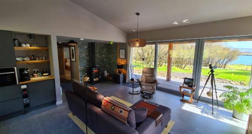 Waternish House | An Clamhan
