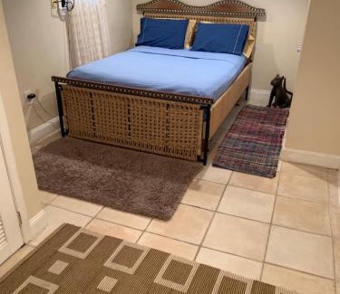 Bloomingdale Apartment | An English Gem near Union Station