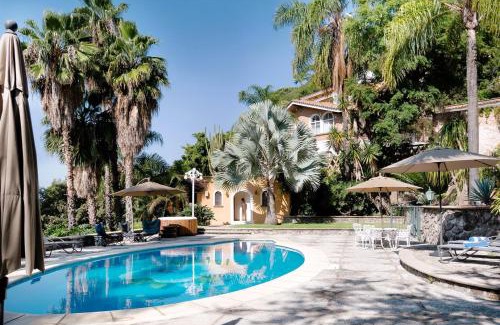 Ajijic Villa | ANANA Rancho San Rafael Pool and Lake Views