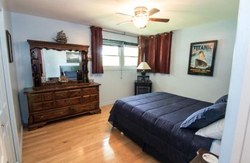 Leamington Apartment | Anchors Away