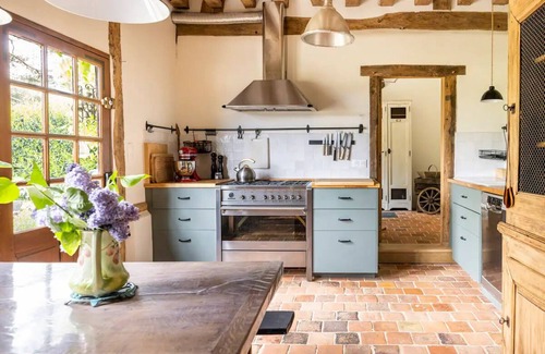 Berthouville Cottage | Ancien Pressoir au Cœur de la Campagne Normande