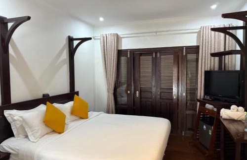 Luang Prabang Ski Chalet | ancient