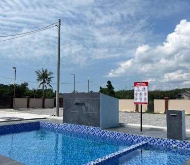 Sungai Baru Tengah Villa | Andak Homestay