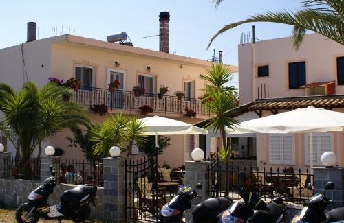 Ammoudia Hotel | Andrianna Apartments