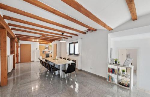 Kaiserslautern Apartment | ANDRISS - Travel & Work - 5 BR - Kitchen - Parking