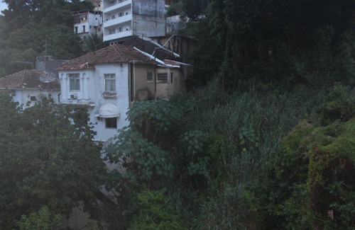 Catete Apartment | Anfitrioca Aconchegante Apartamento 10 Minutos Metrô da Glória