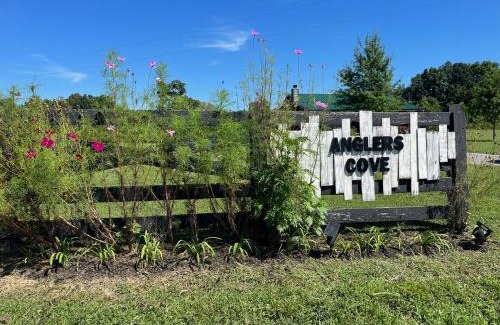 Byrdstown House | Anglers Cove.Your Place For A Relaxing Lake Stay