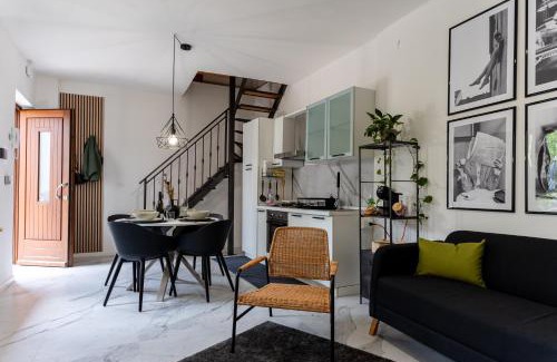 Colugna Apartment | [Angolo45]Vista Inedita su Udine