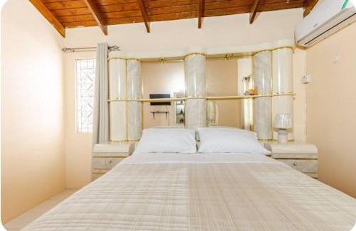 Montego Bay House | Ann's City Villa Montego Bay