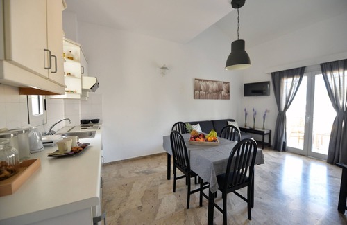 Kokkini Chani Hotel | Anna Apartment II 50 meters from the sea