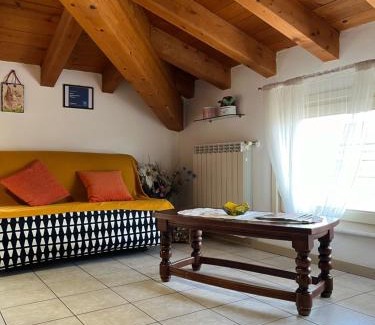 Monticelli Brusati Apartment | Anna Appartamento Vacanze