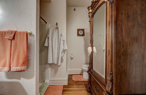 Midtown House | Anna Augusta
