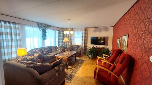 Uusikaarlepyy House | ANNA Jeppo Guesthouses