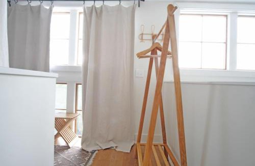 Yamacraw Village Apartment | Annabelle 4B - New