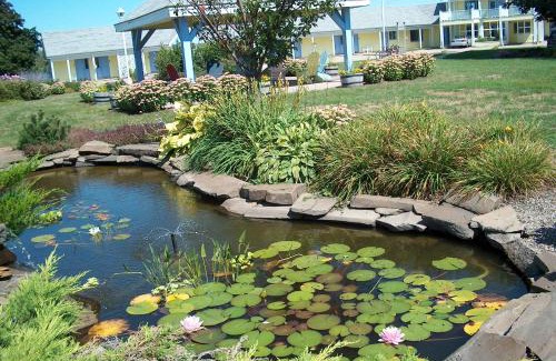 Annapolis Royal Hotel | Annapolis Royal Inn & Suites