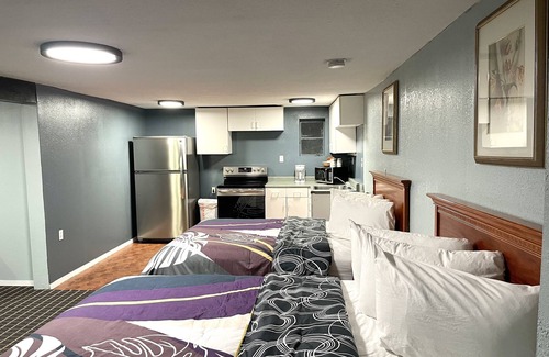Oakley Hotel | Annie Oakley Motel Oakley