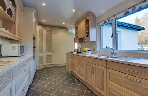 Elterwater House | Anniversary Cottage - Three Bedroom House, Sleeps 6