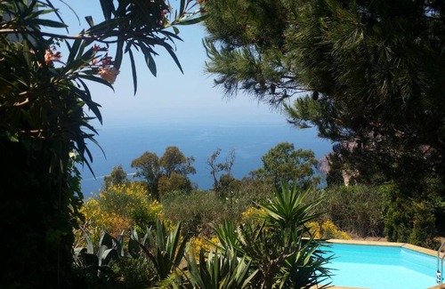 Monte Gallina Ski Chalet | Anoeta Casetta Eoliana Lipari,pool,sauna