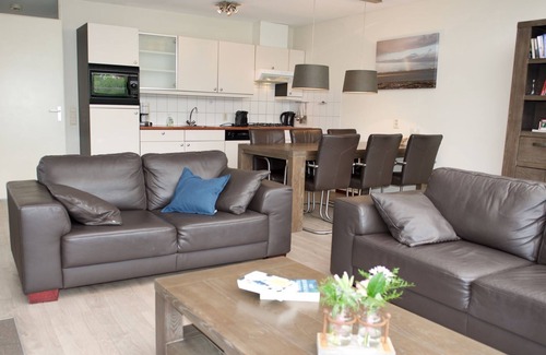 Hoofdplaat House | Antibes 246 - Kustpark Village Scaldia - Detached holiday home directly at the lake and with spacious garden